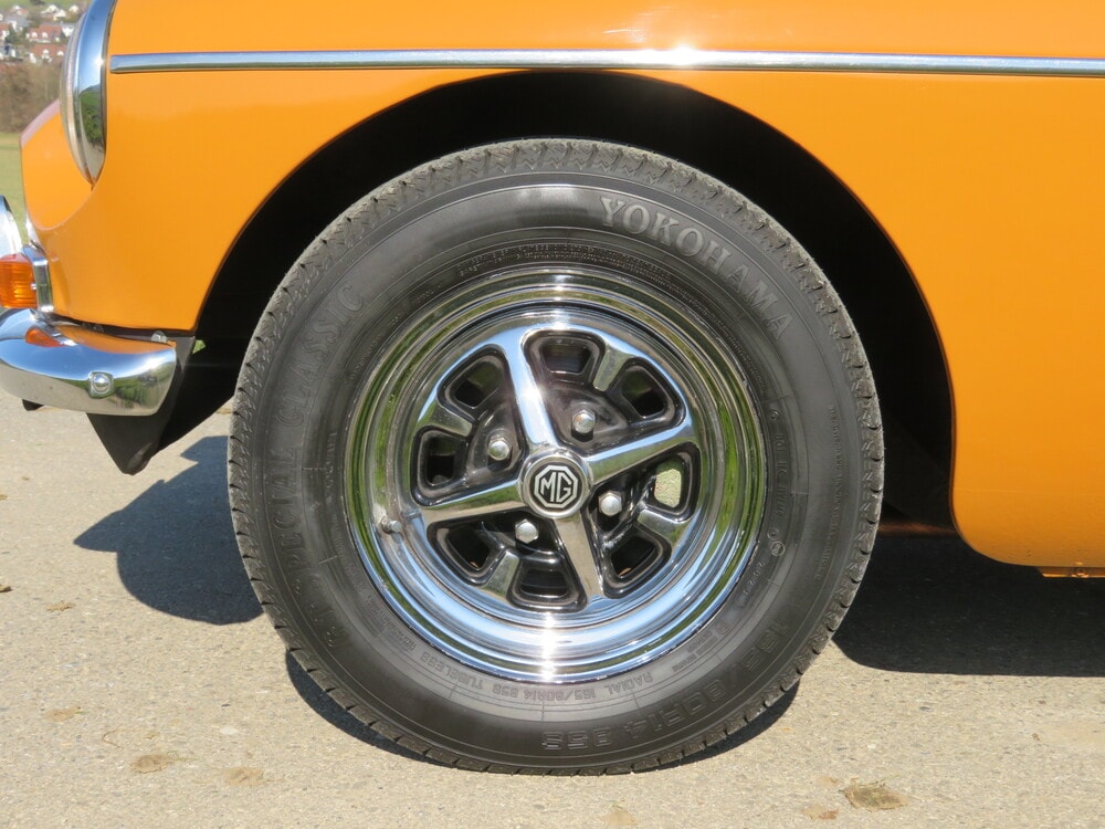 MG MGB GT-image-14
