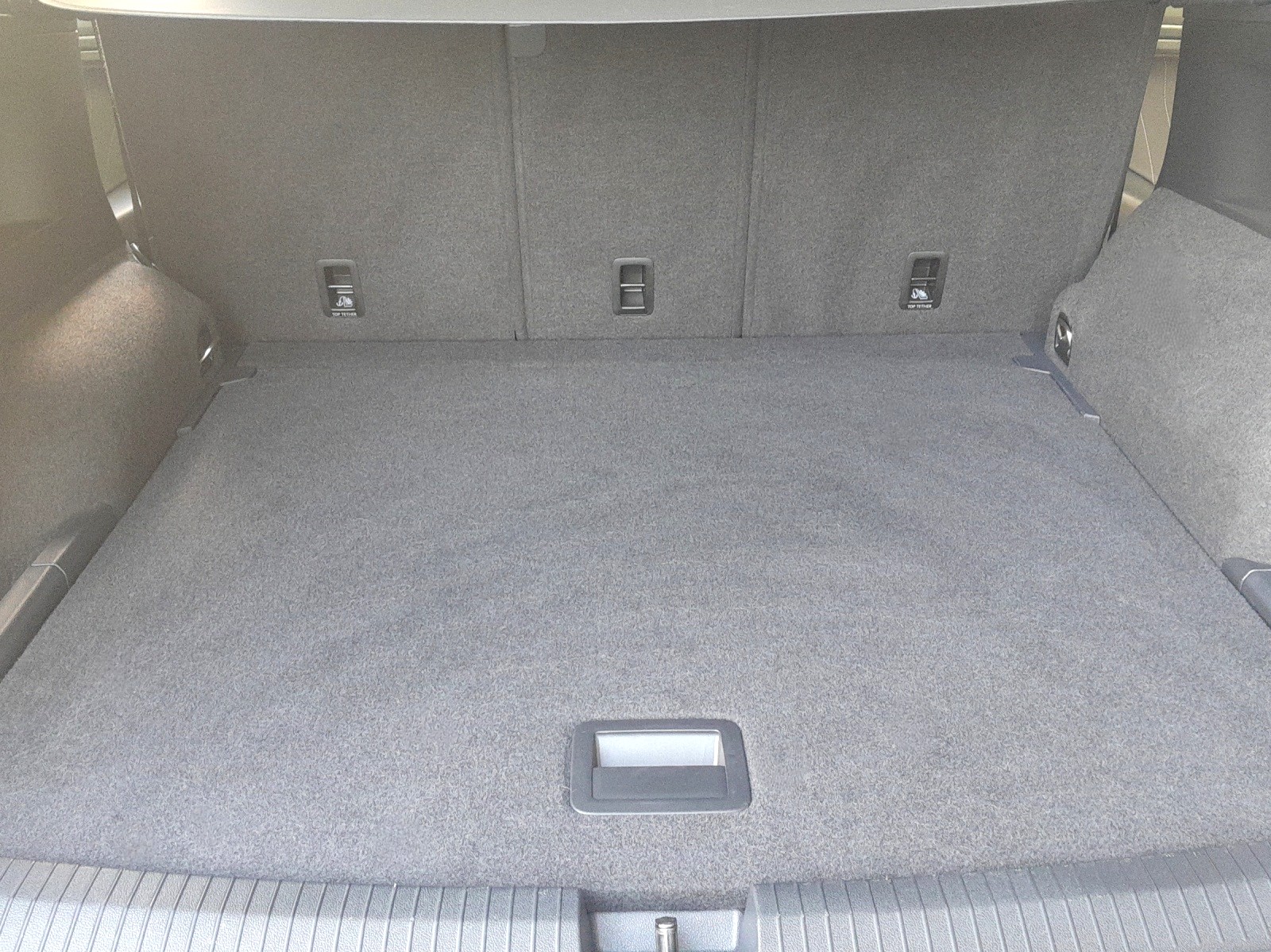 VW Tiguan Allspace 2.0 TDI SCR R-Line 4Motion DSG-image-13