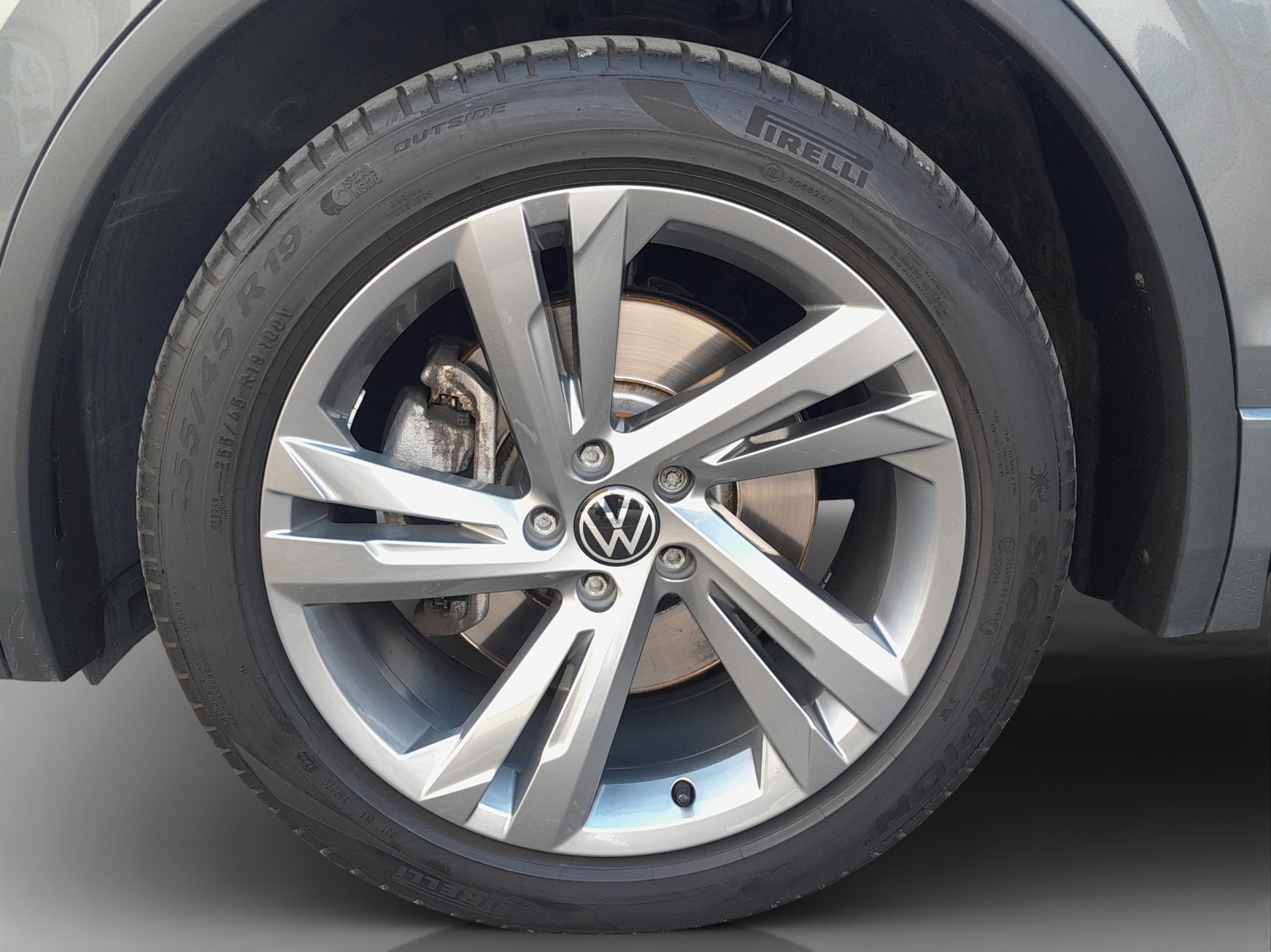 VW Tiguan Allspace 2.0 TDI SCR R-Line 4Motion DSG-image-12