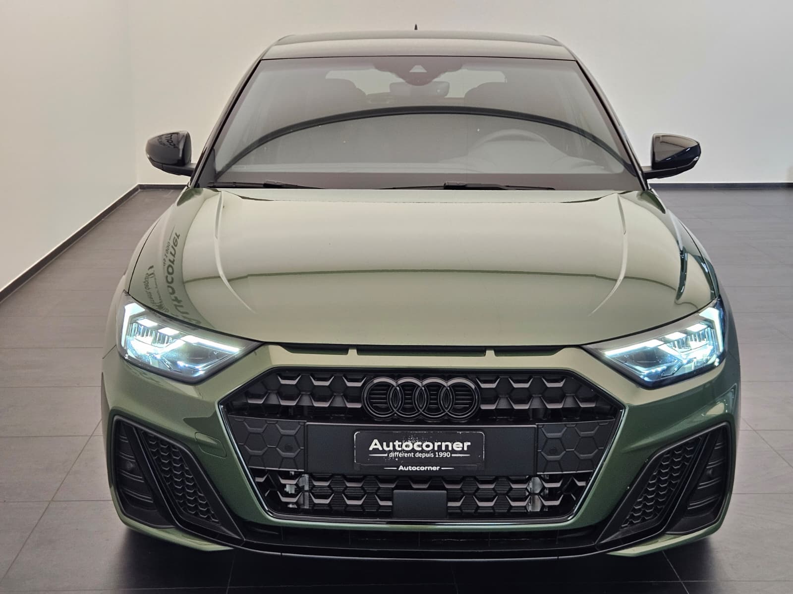 AUDI A1 Sportback 30 TFSI S Line Attraction S-tronic-showroom-element-3