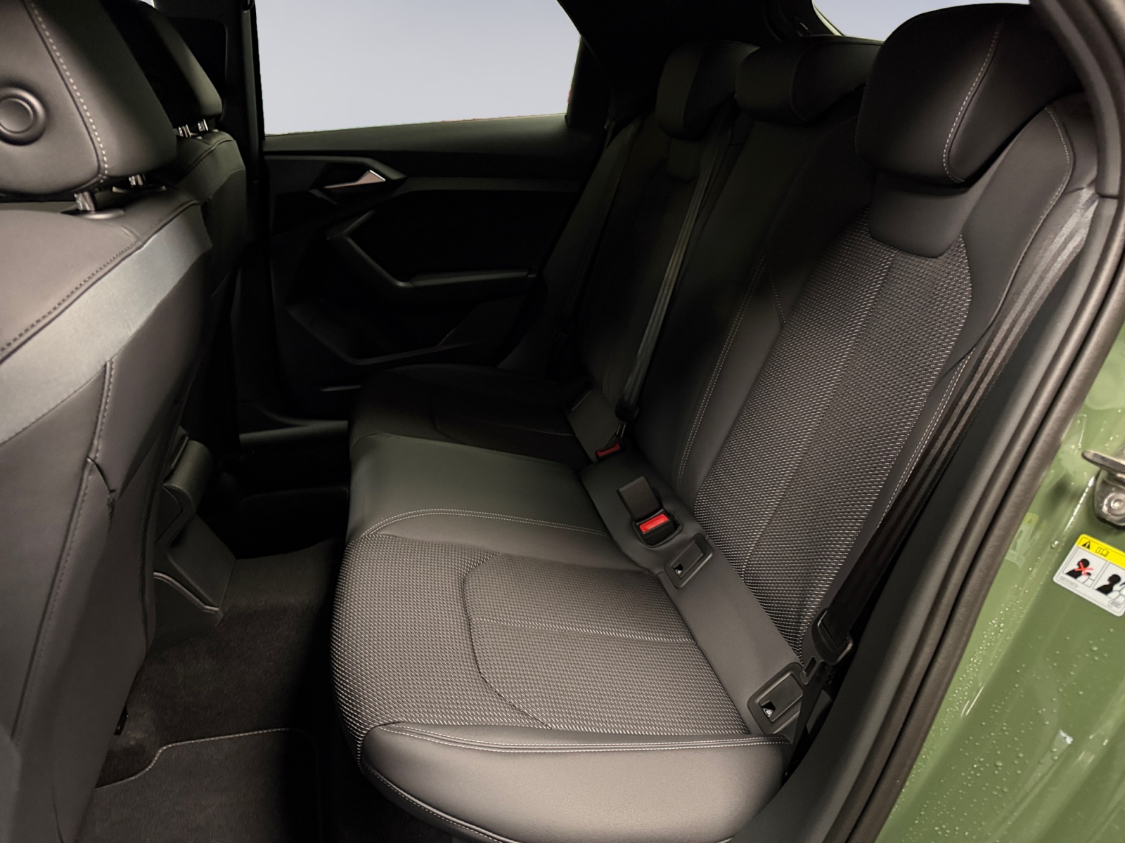 AUDI A1 Sportback 30 TFSI S Line Attraction S-tronic-image-10