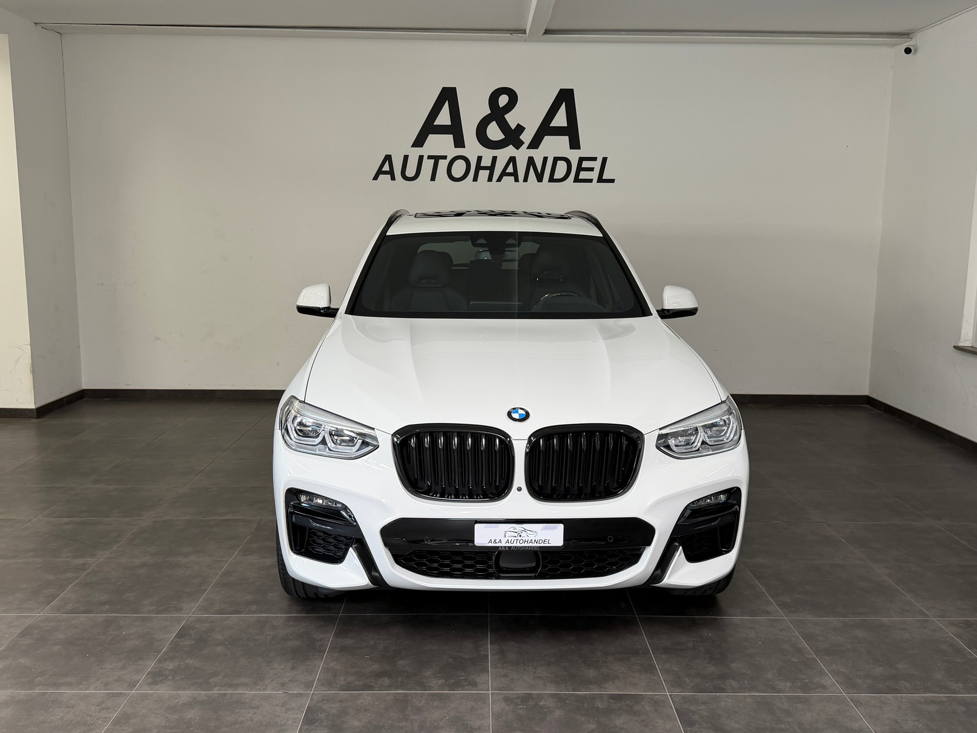 BMW X3 M40d Individual Steptronic-showroom-element-1