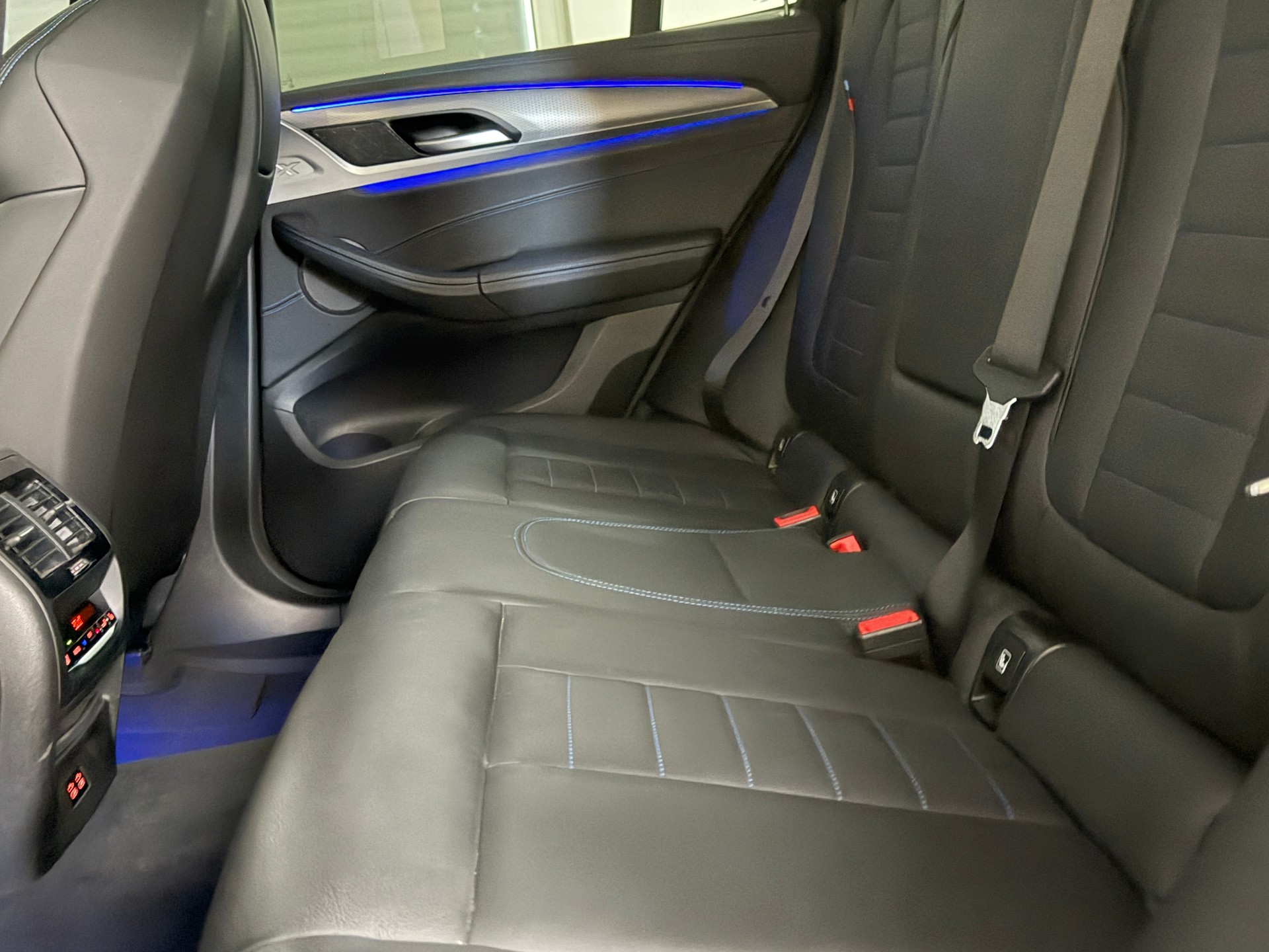 BMW X3 M40d Individual Steptronic-image-8