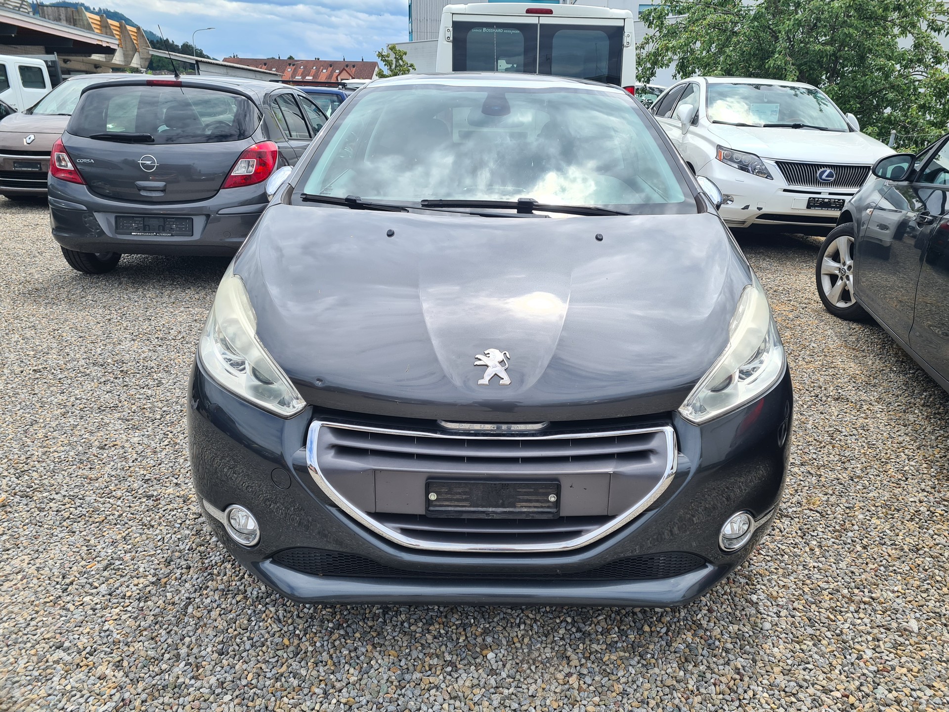 PEUGEOT 208 1.6 Turbo Allure-showroom-element-1