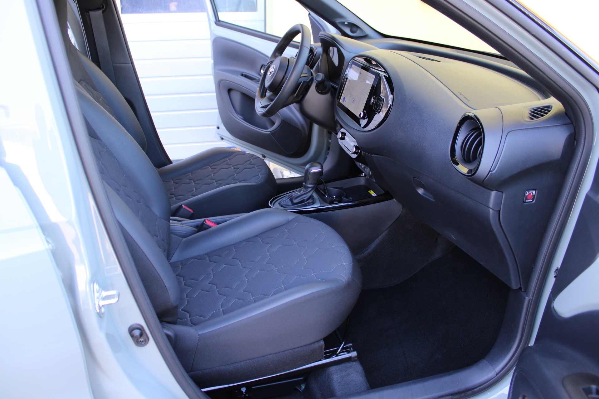 TOYOTA Aygo X 1.0 VVT-i Style CVT-image-13