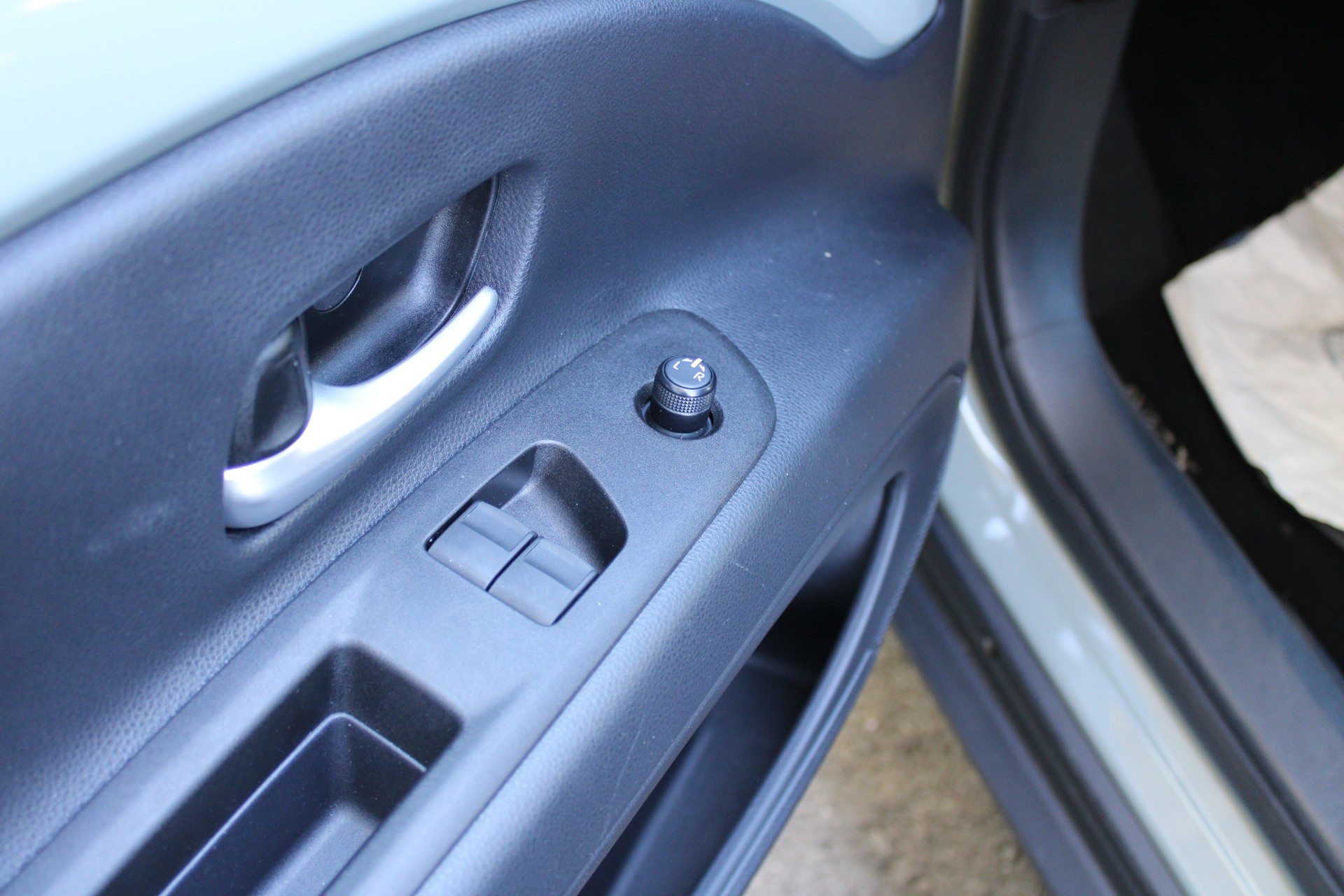 TOYOTA Aygo X 1.0 VVT-i Style CVT-image-11