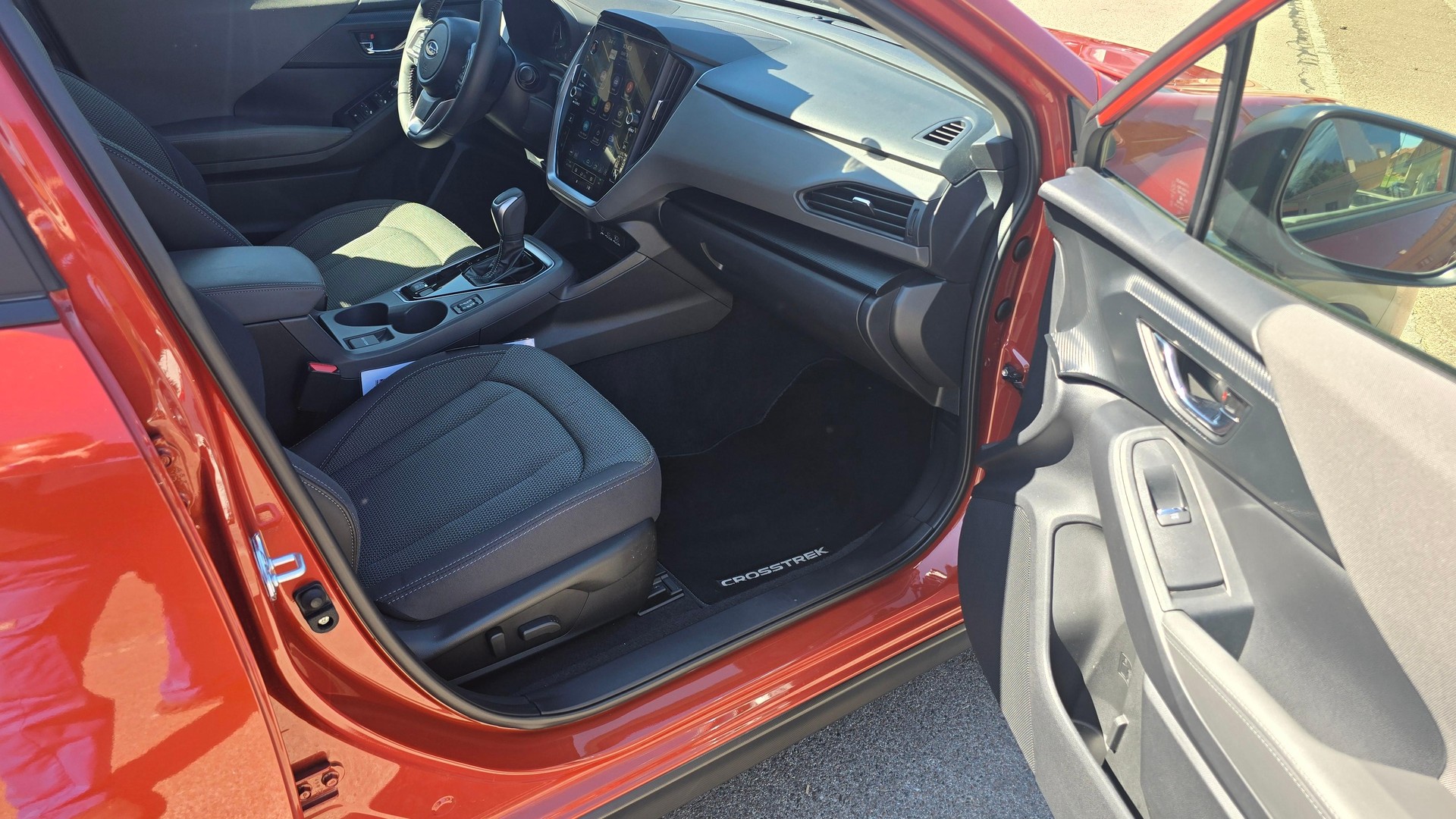 SUBARU Crosstrek 2.0i e-Boxer Swiss Plus-image-12