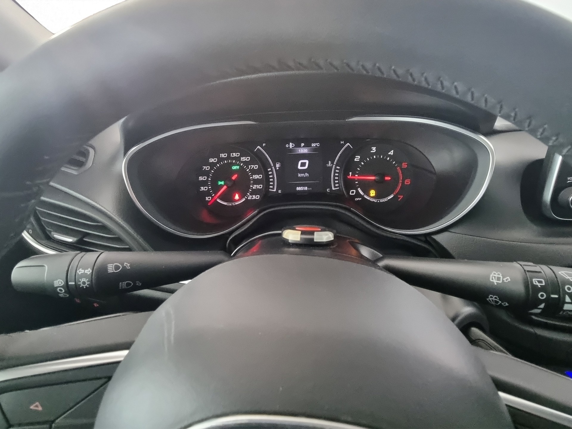 FIAT Tipo 1.6 JTD Lounge DCT-image-10