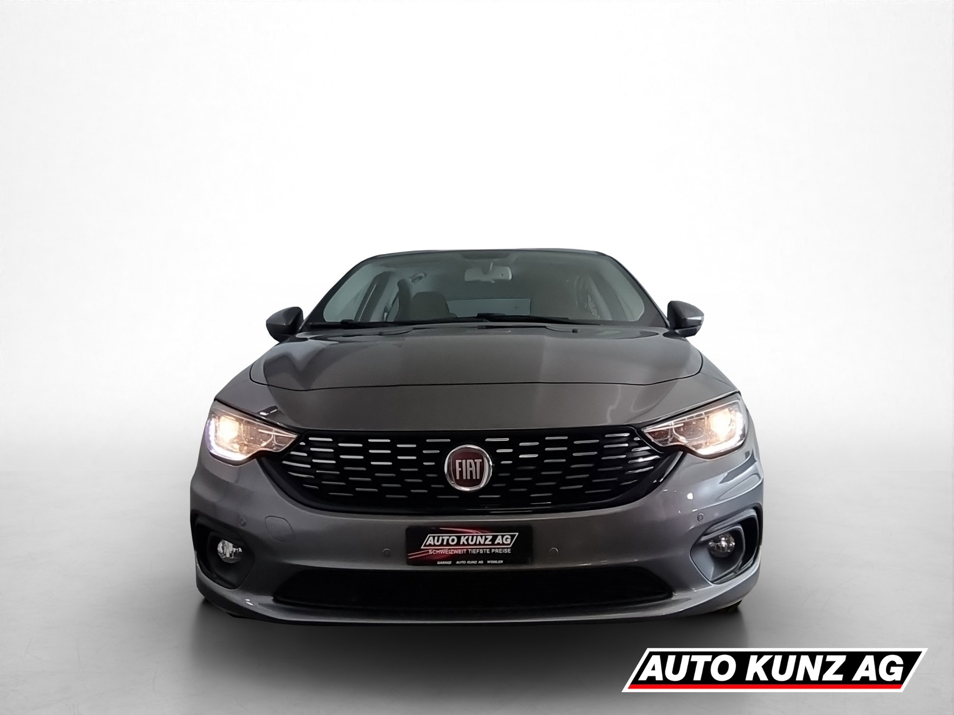 FIAT Tipo 1.6 JTD Lounge DCT-showroom-element-1