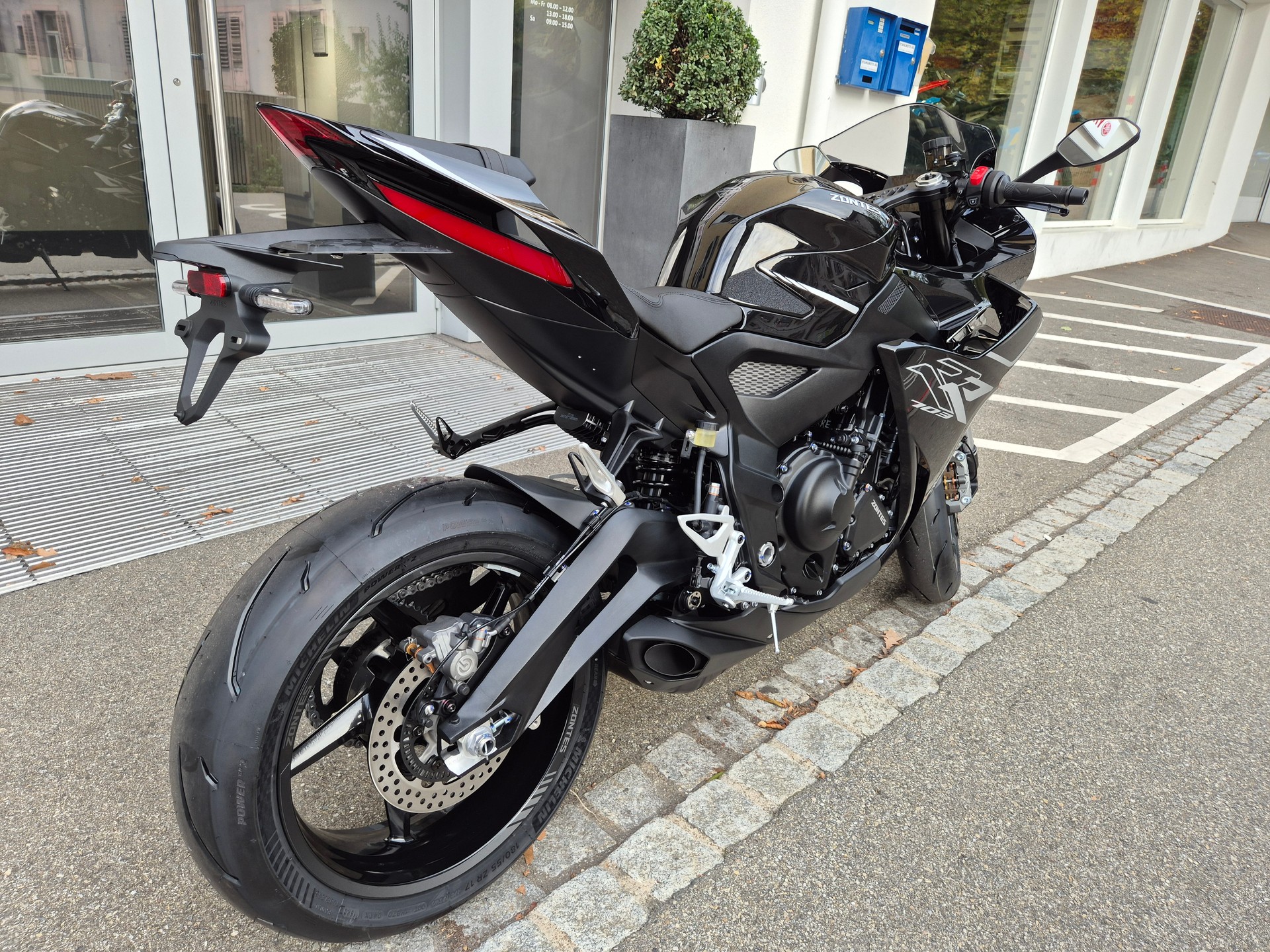 ZONTES 703 RR-showroom-element-2