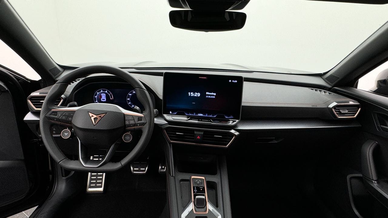 CUPRA Formentor 1.5 e-HYBRID pHEV DSG-image-5