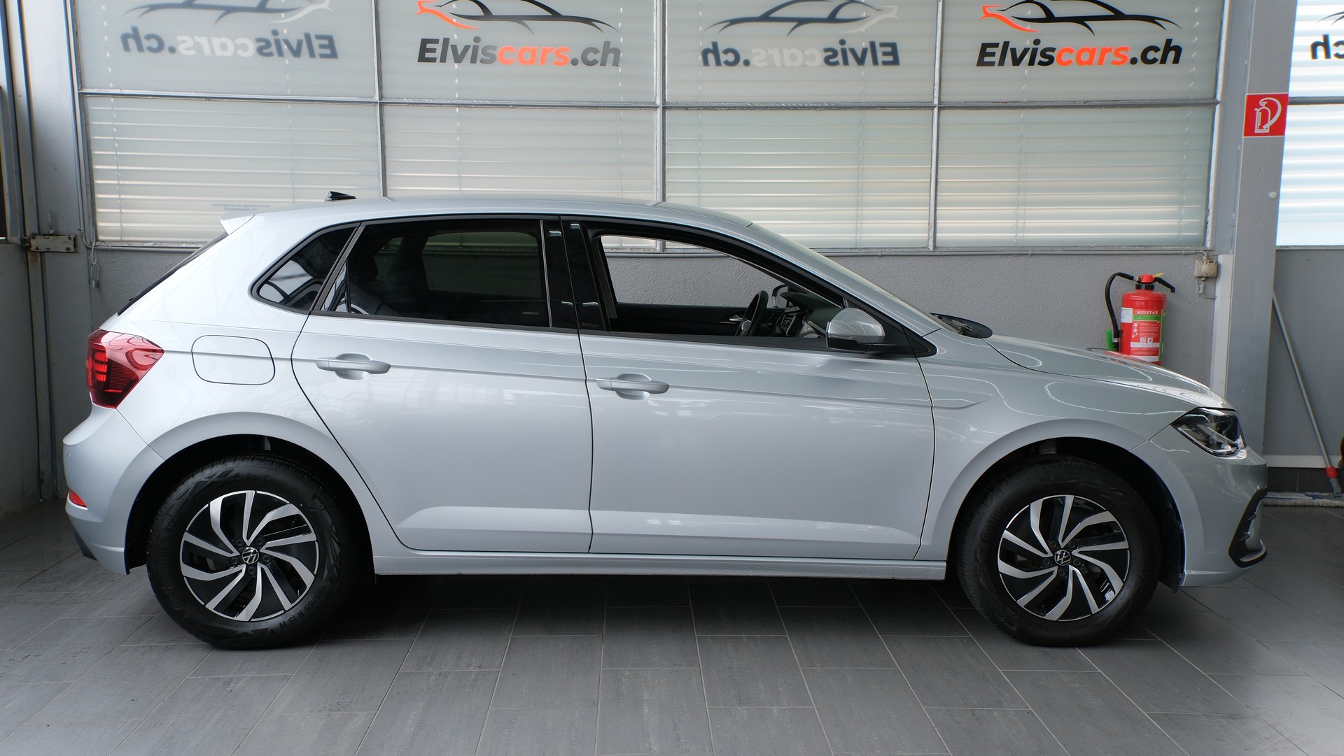 VW Polo 1.0 TSI Life DSG-image-24