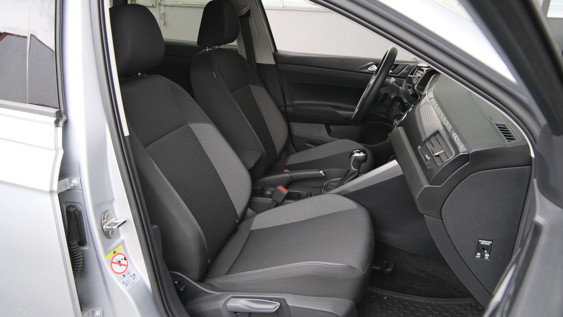 VW Polo 1.0 TSI Life DSG-image-19