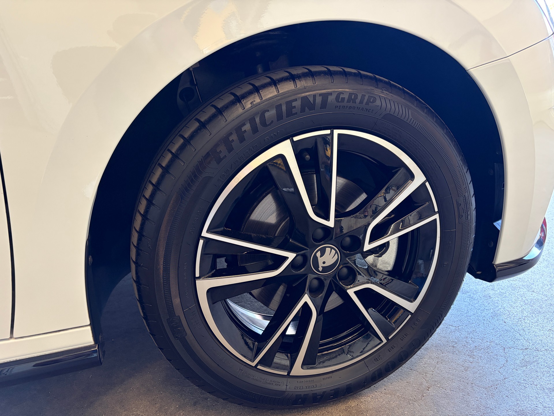 SKODA Fabia 1.5 TSI DSG "Monte Carlo" - Herstellergarantie bis 2030!-showroom-element-3