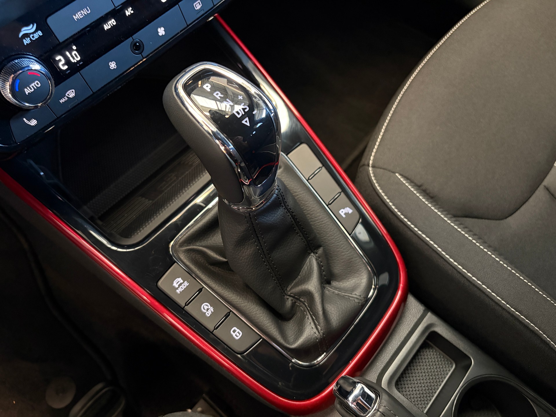 SKODA Fabia 1.5 TSI DSG "Monte Carlo" - Herstellergarantie bis 2030!-image-18