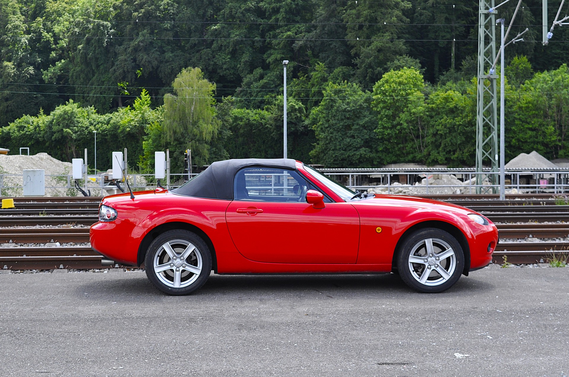MAZDA MX-5 1.8i 16V Confort-image-9
