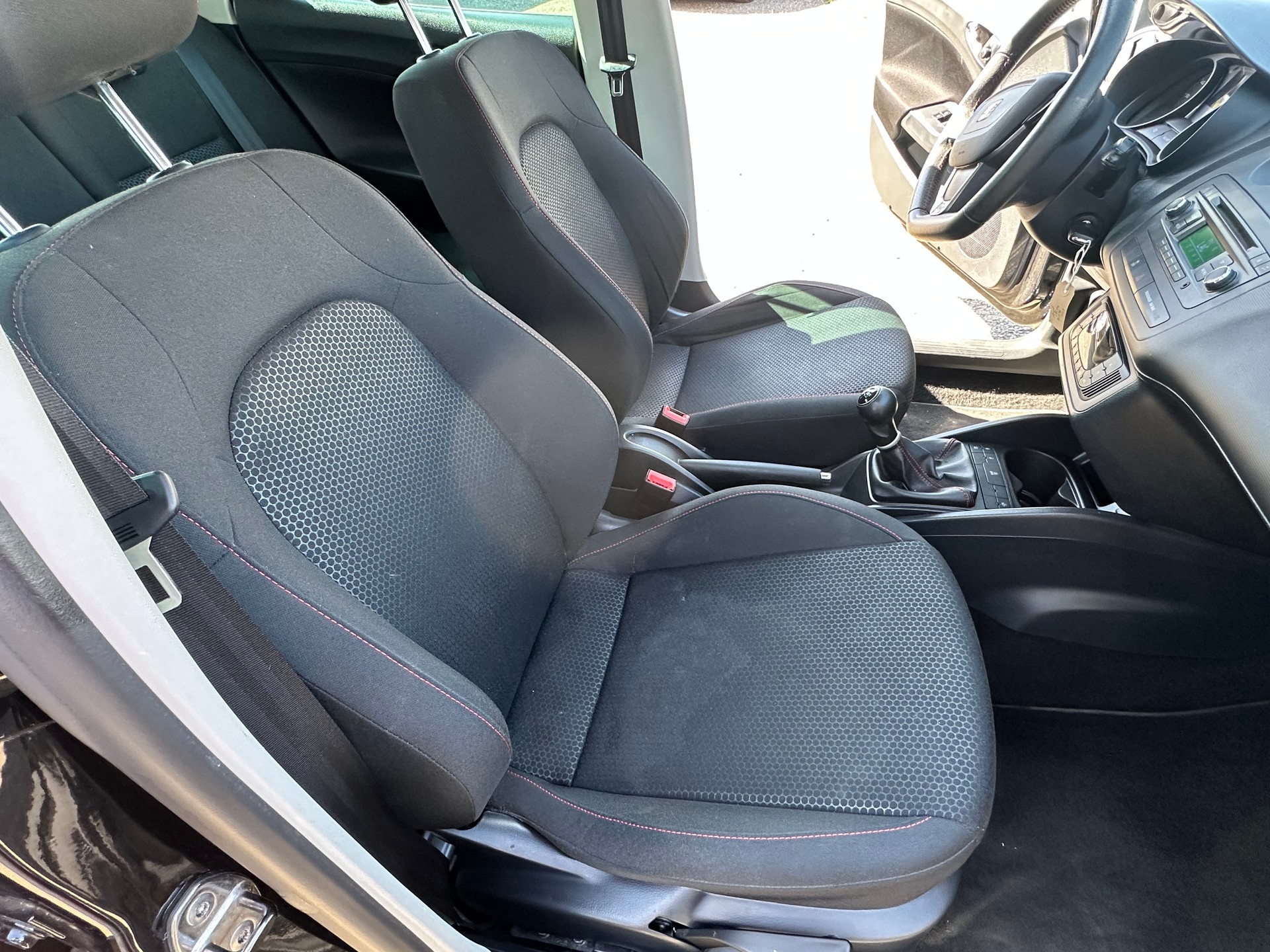 SEAT Ibiza 1.2 TSI FR Stopp-Start-image-17