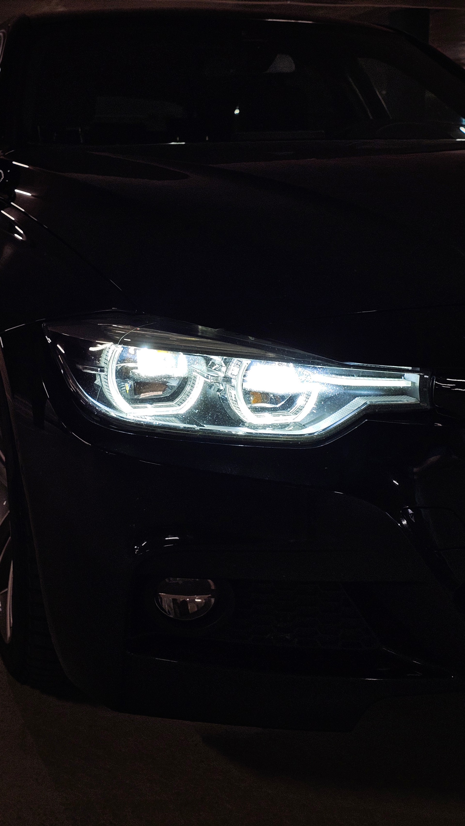 BMW 340i xDrive-image-3