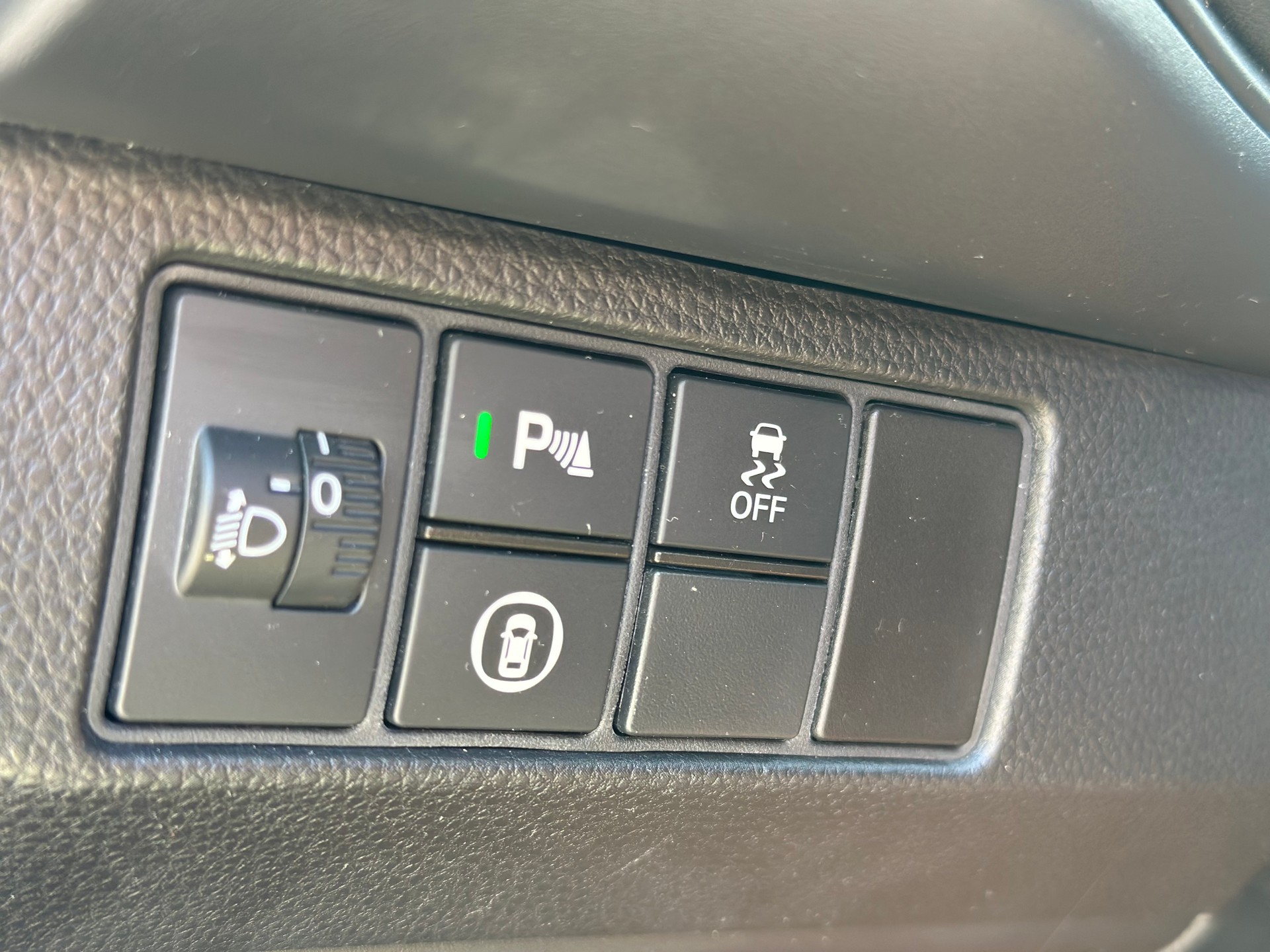 HONDA HR-V 1.5i-MMD Elegance CVT-image-22