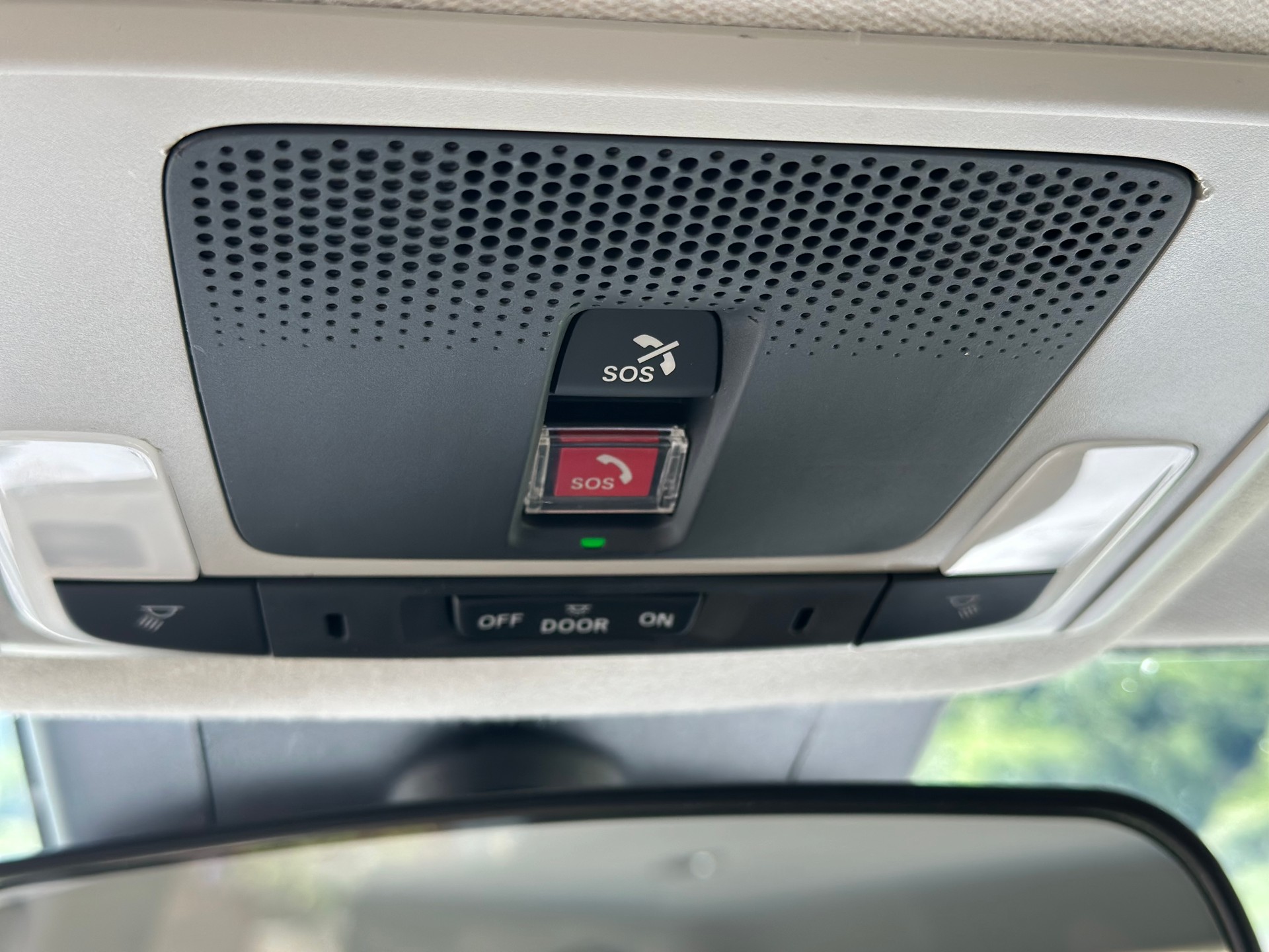 HONDA HR-V 1.5i-MMD Elegance CVT-image-25