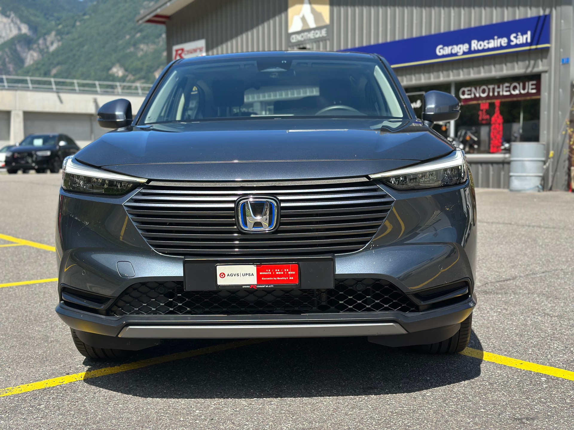 HONDA HR-V 1.5i-MMD Elegance CVT-showroom-element-2