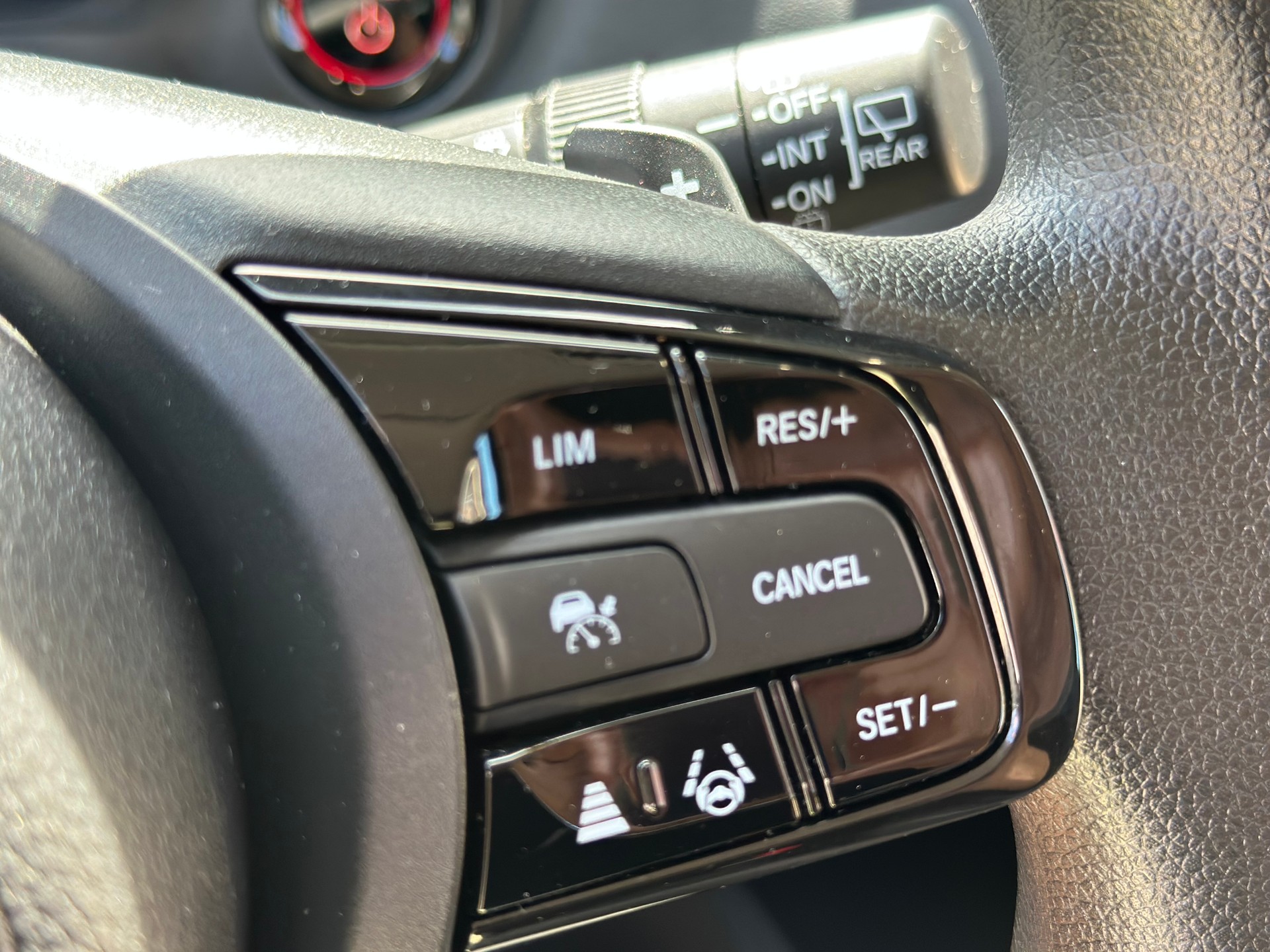HONDA HR-V 1.5i-MMD Elegance CVT-image-20