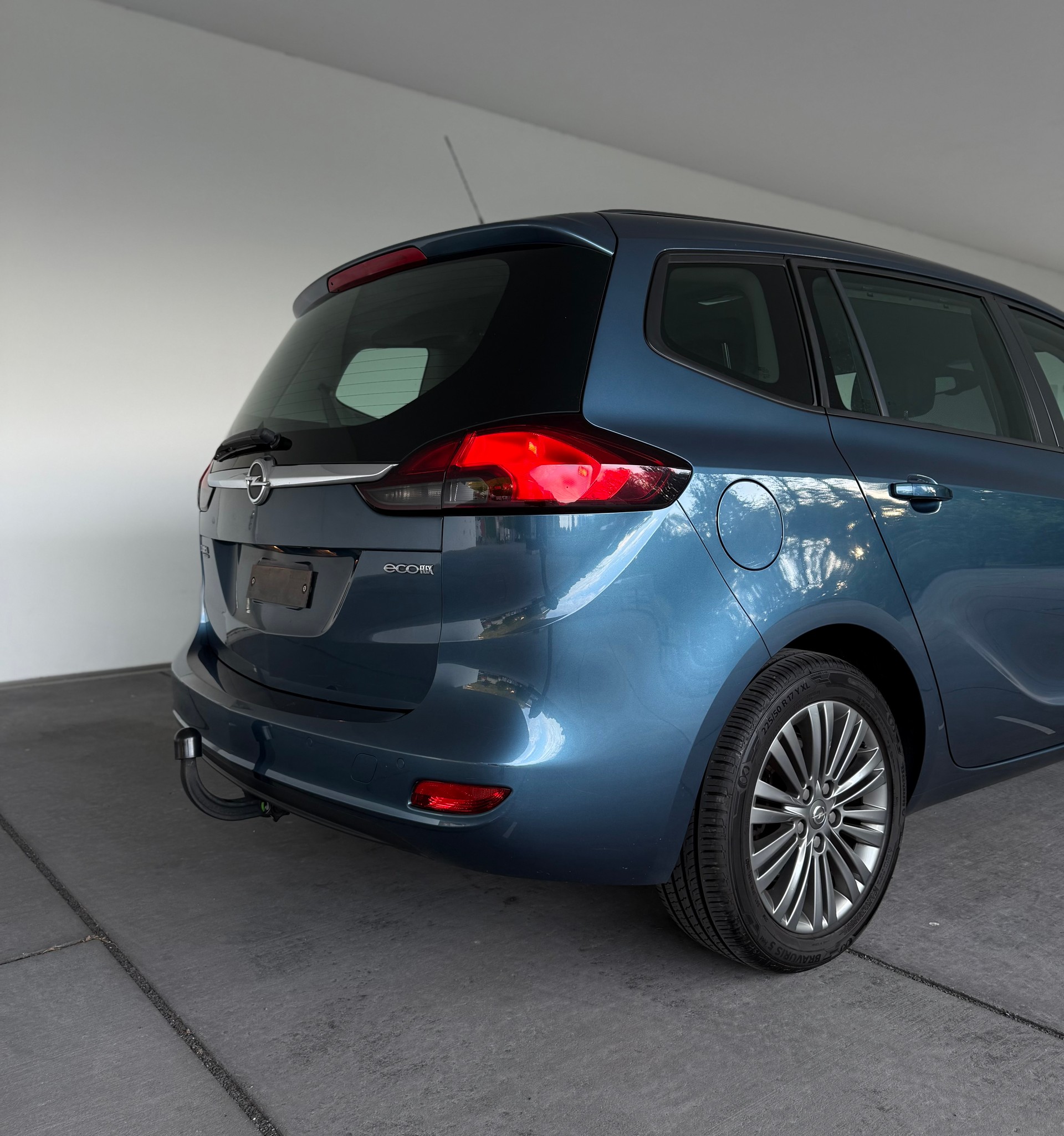 OPEL Zafira Tourer 1.6 CDTi Cosmo-showroom-element-3
