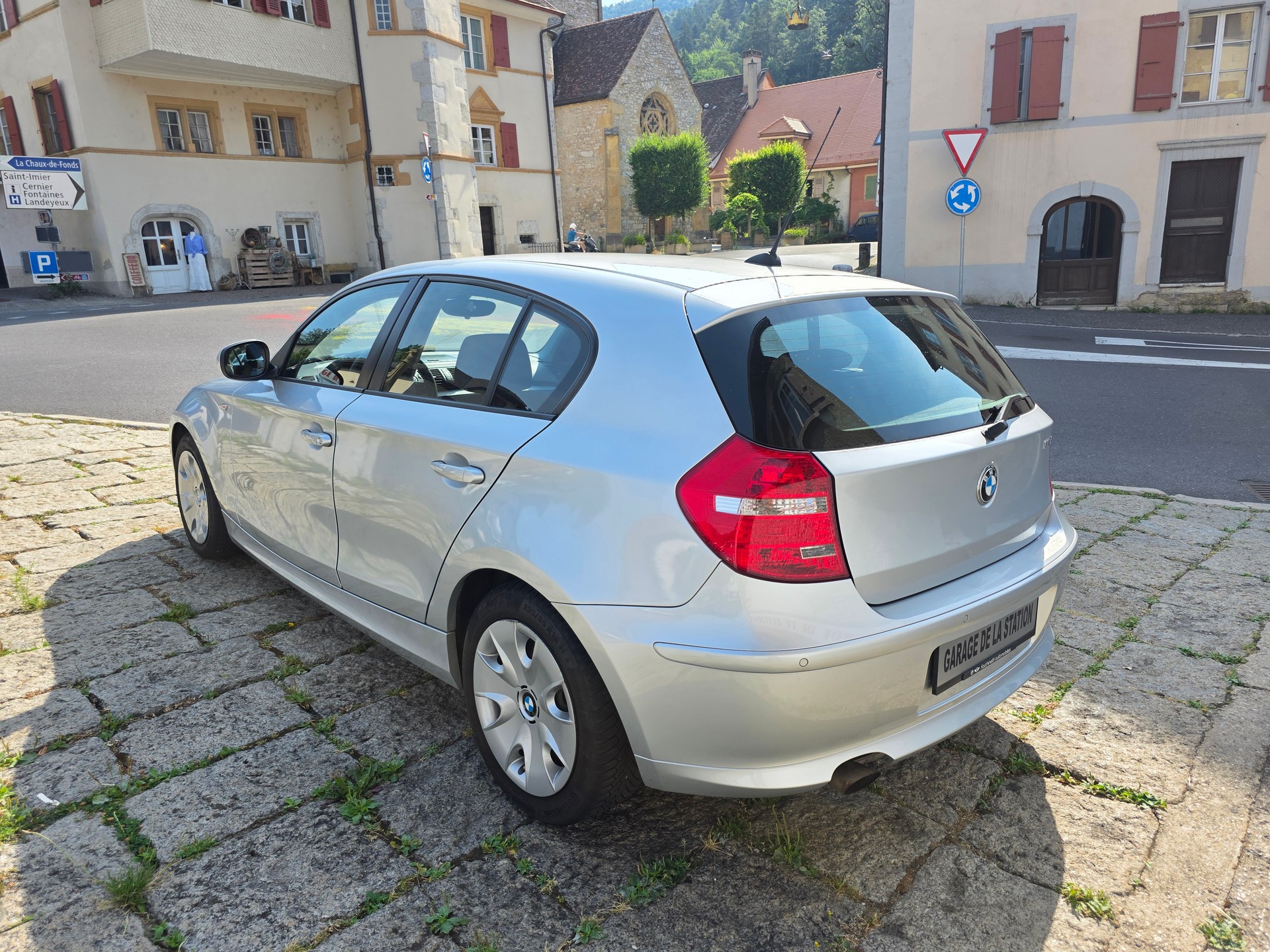 BMW 116i-image-5