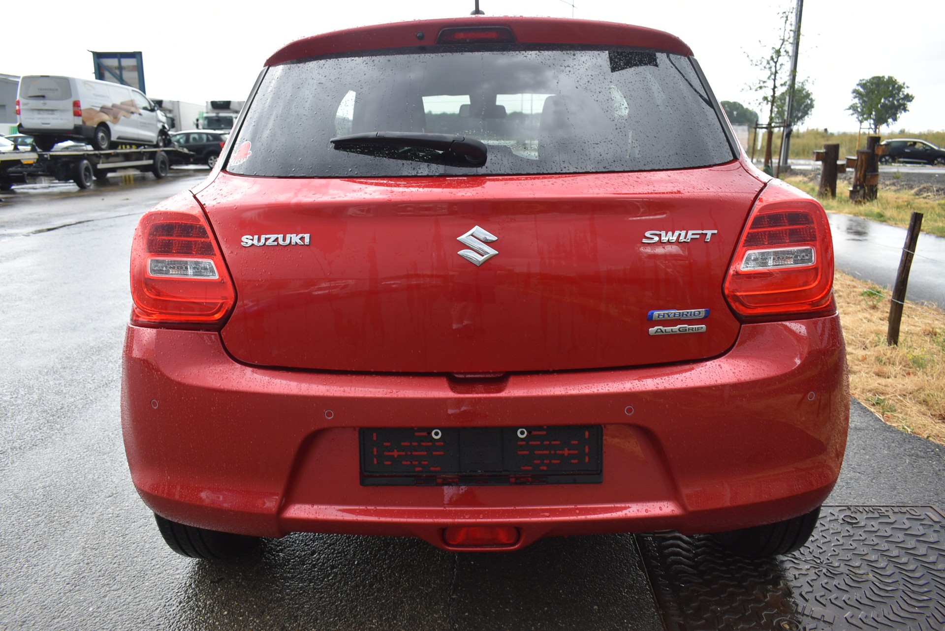 SUZUKI Swift 1.2 Compact + 4x4 Hybrid-image-6