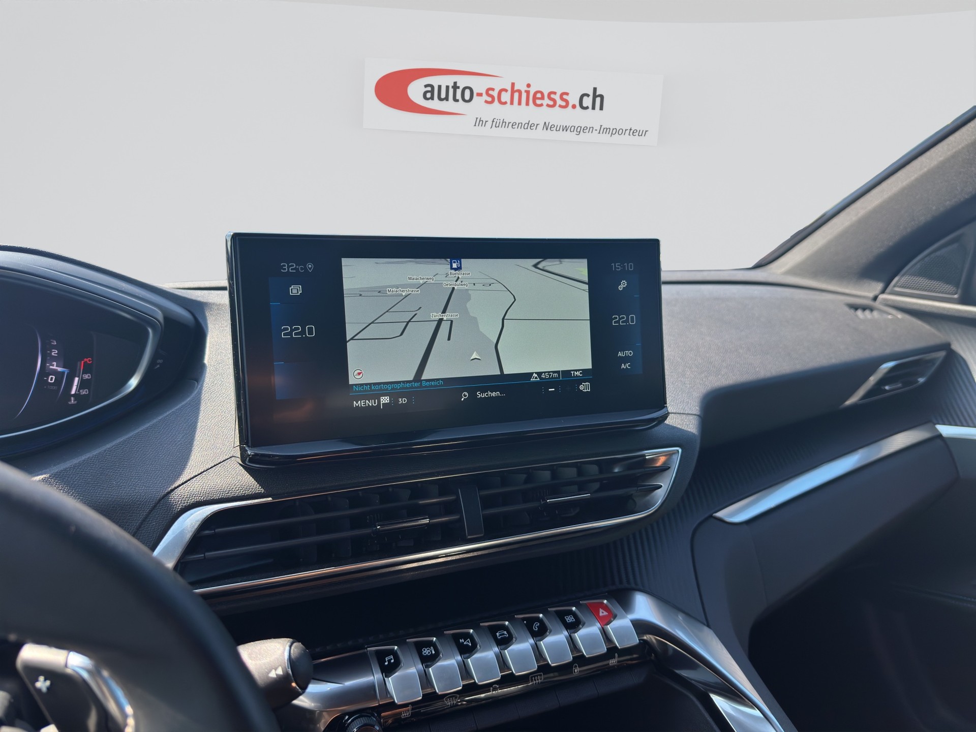 PEUGEOT 3008 1.2 PureTech Allure Pack EAT8-image-12