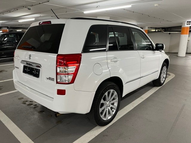 SUZUKI Gr. Vitara 2.4 16V GL Top Sergio Cellano Aut.-image-3