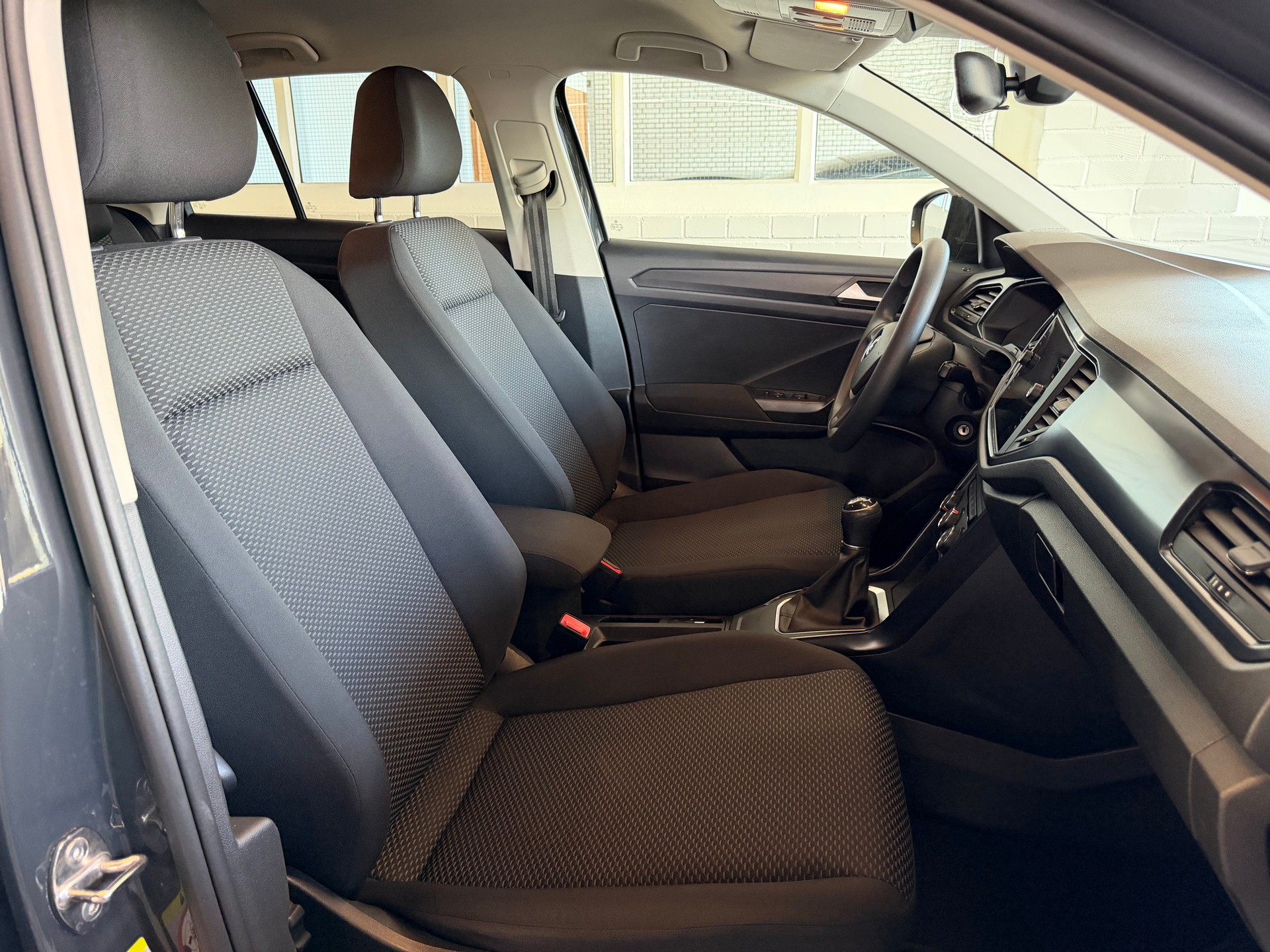 VW T-Roc 1.0 TSI-image-10