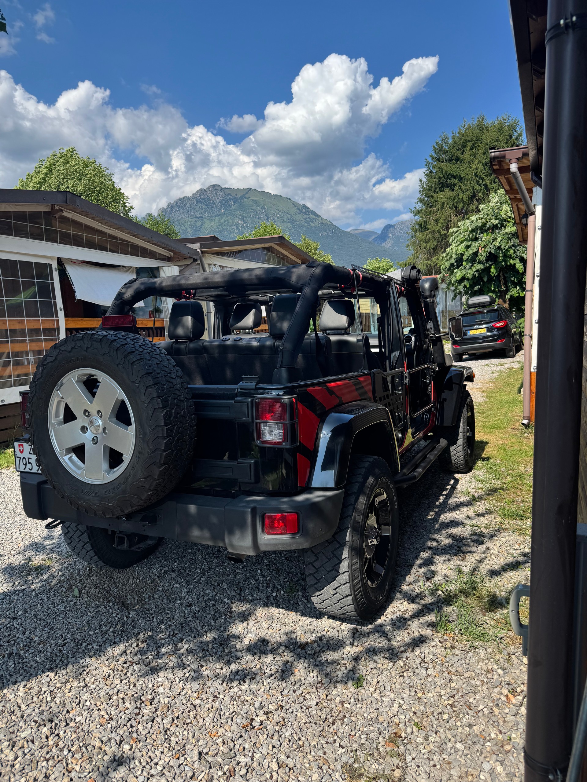 JEEP Sahara JK-image-2