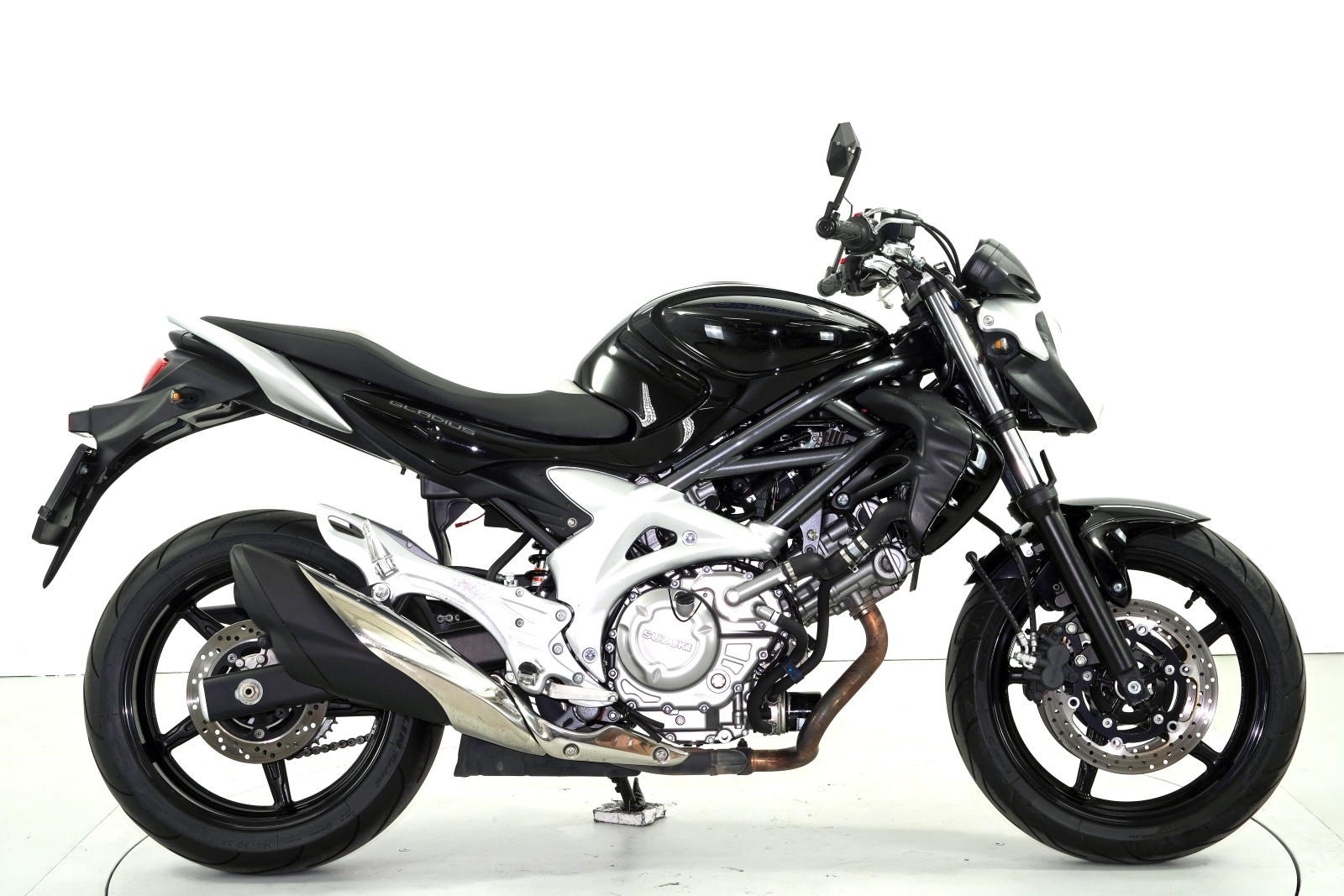 SUZUKI SFV 650 A Gladius-image-3