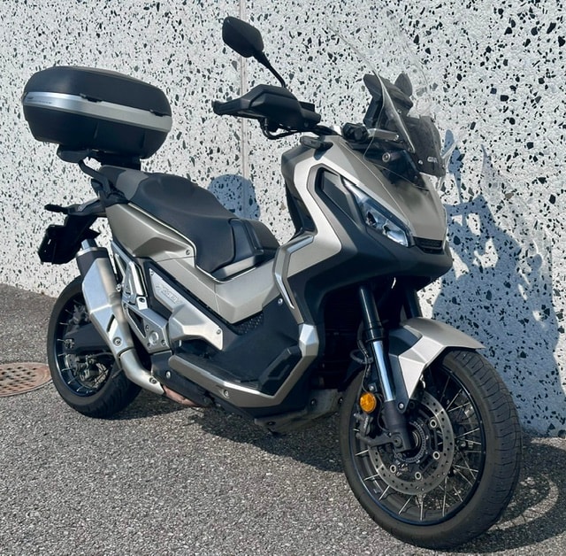 HONDA X-ADV 750 ABS-image-1