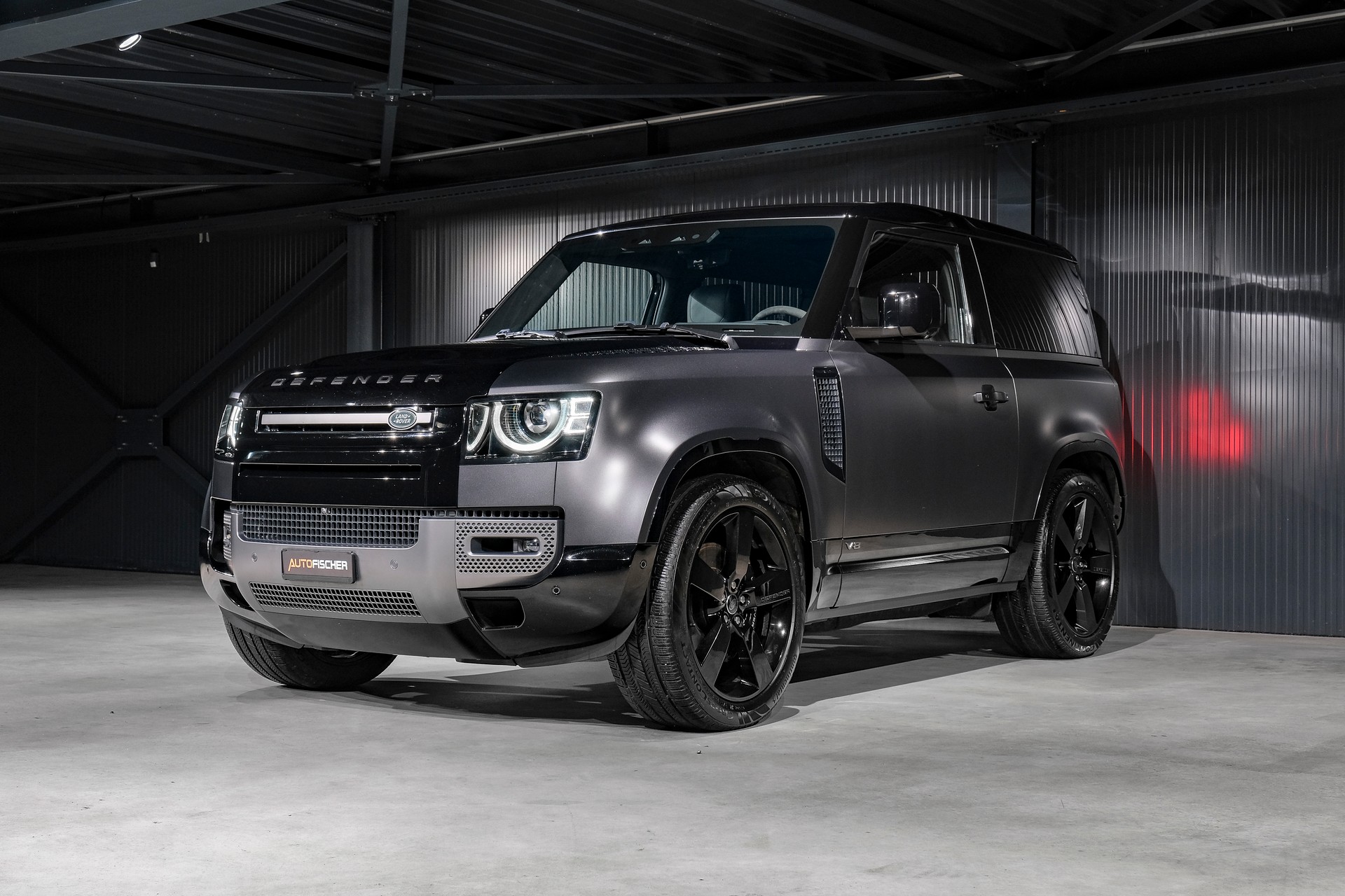 LAND ROVER Defender 90 V8 5.0 Carpathian Edition AT8-showroom-element-3