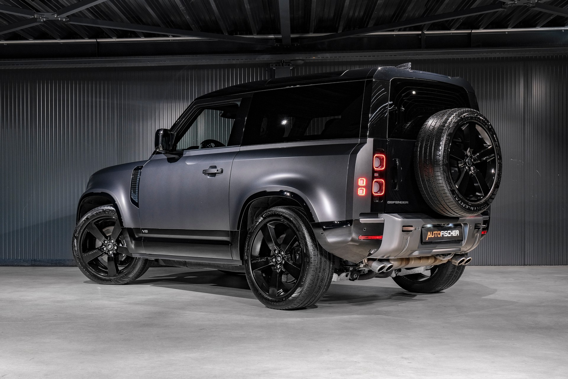 LAND ROVER Defender 90 V8 5.0 Carpathian Edition AT8-showroom-element-1