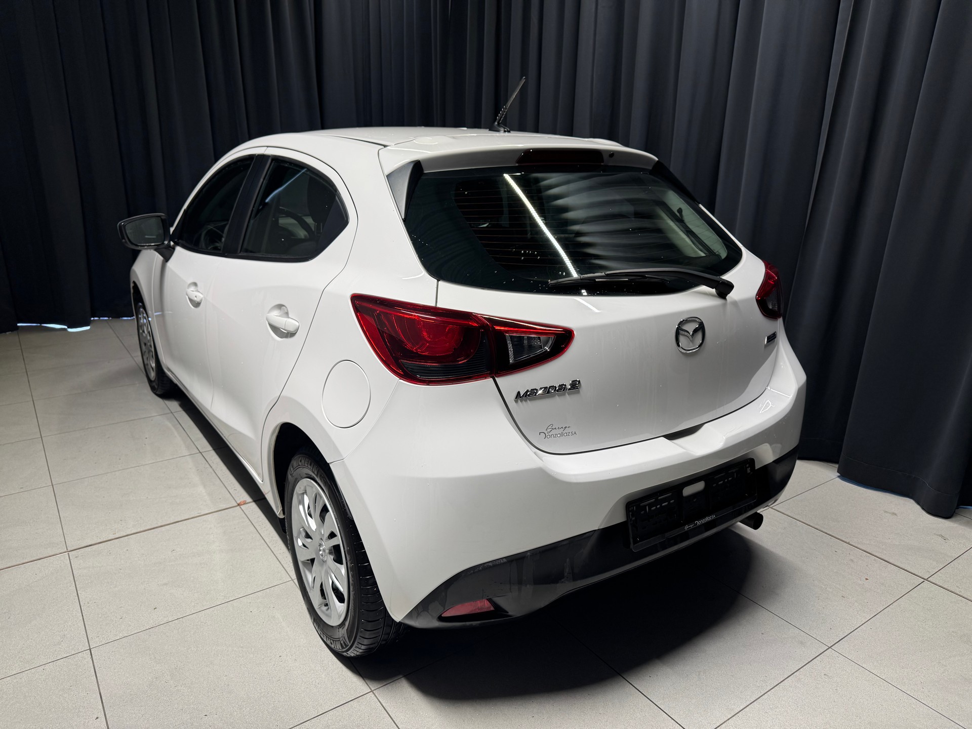 MAZDA 2 SKYACTIV-G 75 Challenge (54)-showroom-element-3