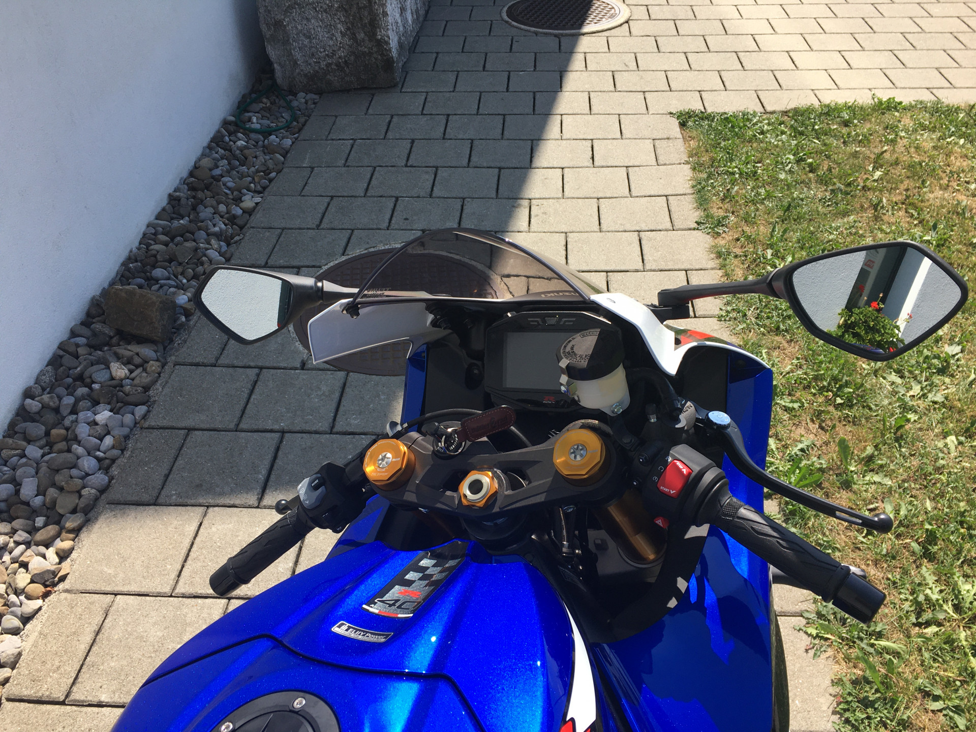 SUZUKI GSX-R 1000 R 40th Anniversary Edition-image-4