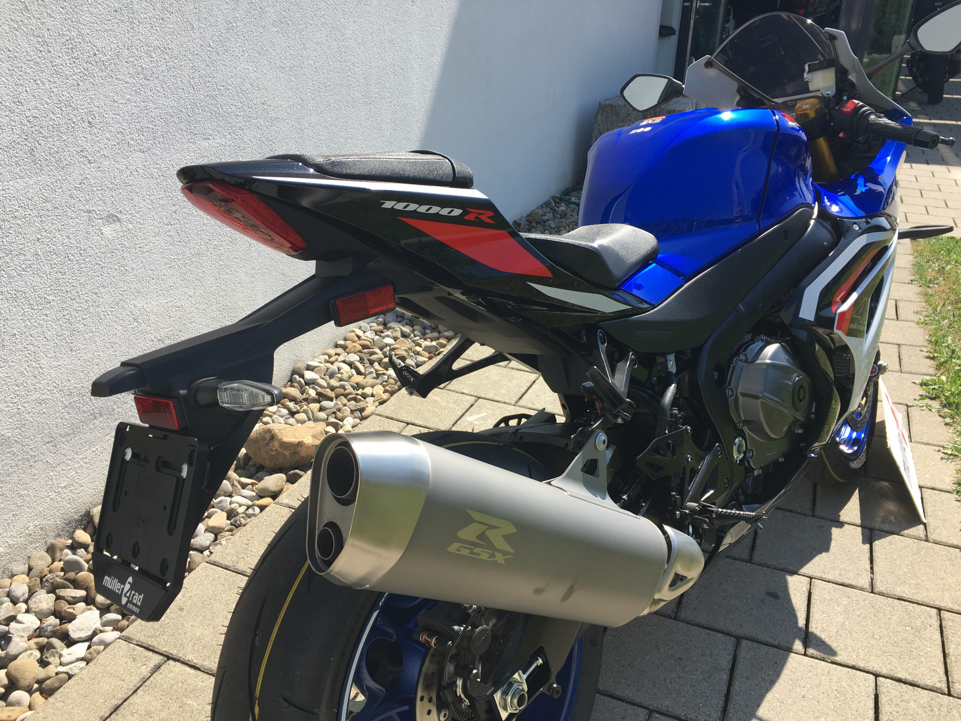 SUZUKI GSX-R 1000 R 40th Anniversary Edition-showroom-element-2