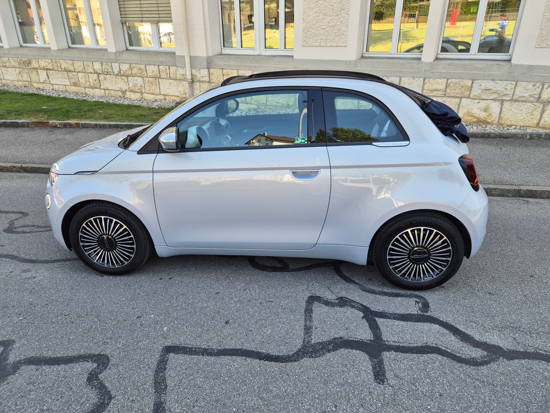 FIAT 500C 1.0 FireFly MHD Dolcevita-image-9