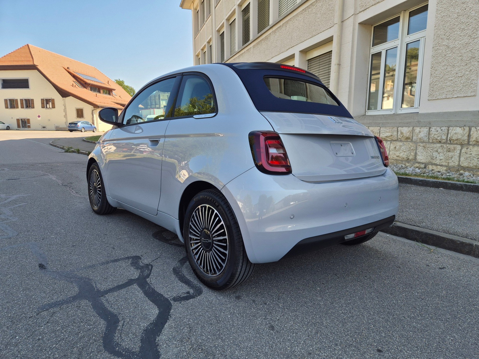 FIAT 500C 1.0 FireFly MHD Dolcevita-showroom-element-2
