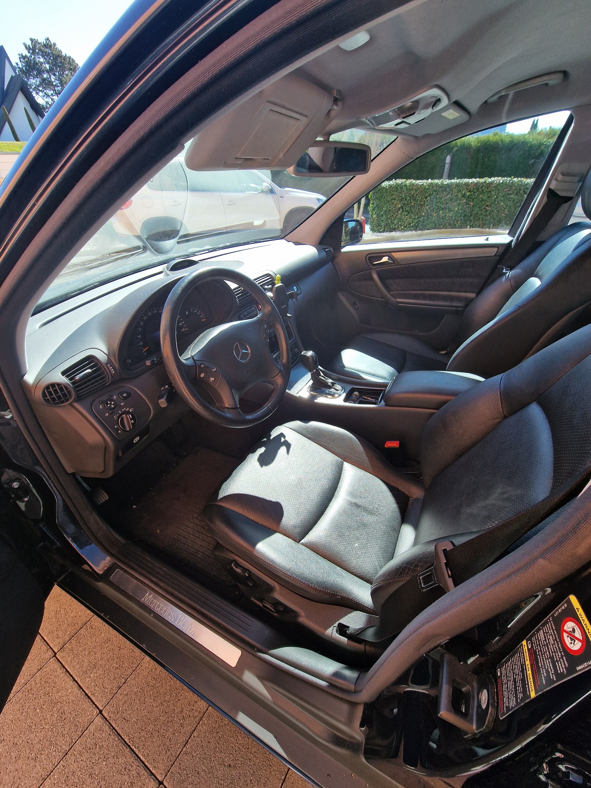 MERCEDES-BENZ C 200 Kompressor-image-4