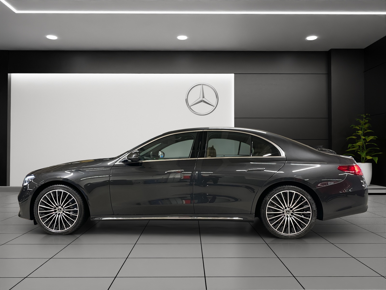 MERCEDES-BENZ E 450 9G-Tronic 4Matic-showroom-element-1
