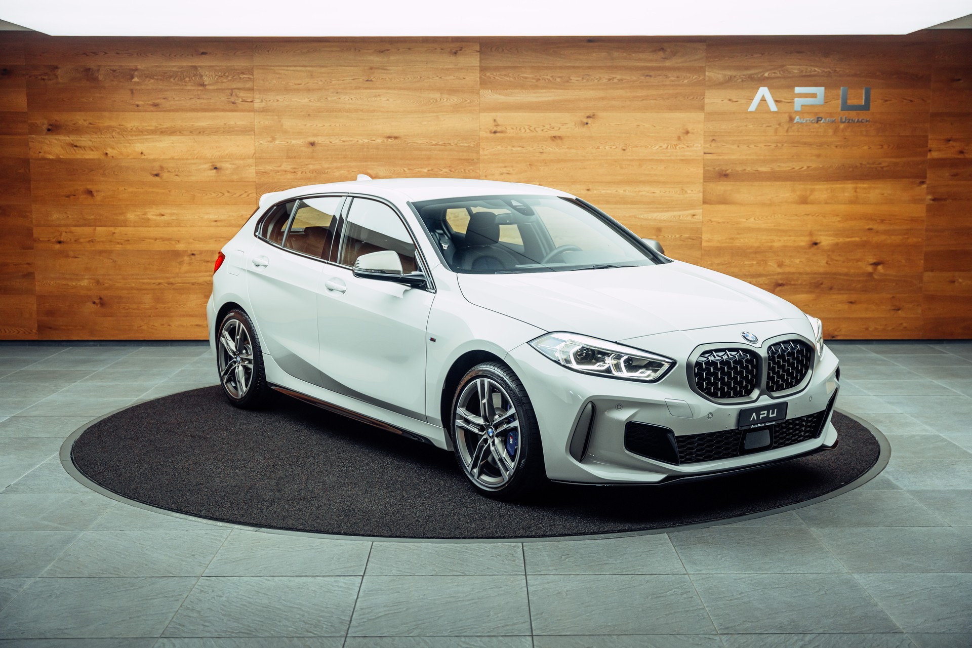 BMW M135i xDrive Steptronic