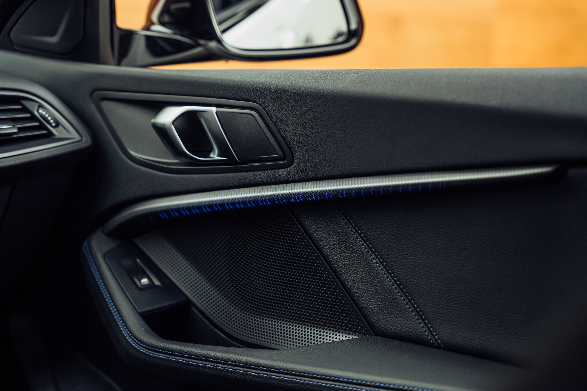 BMW M135i xDrive Steptronic-image-19