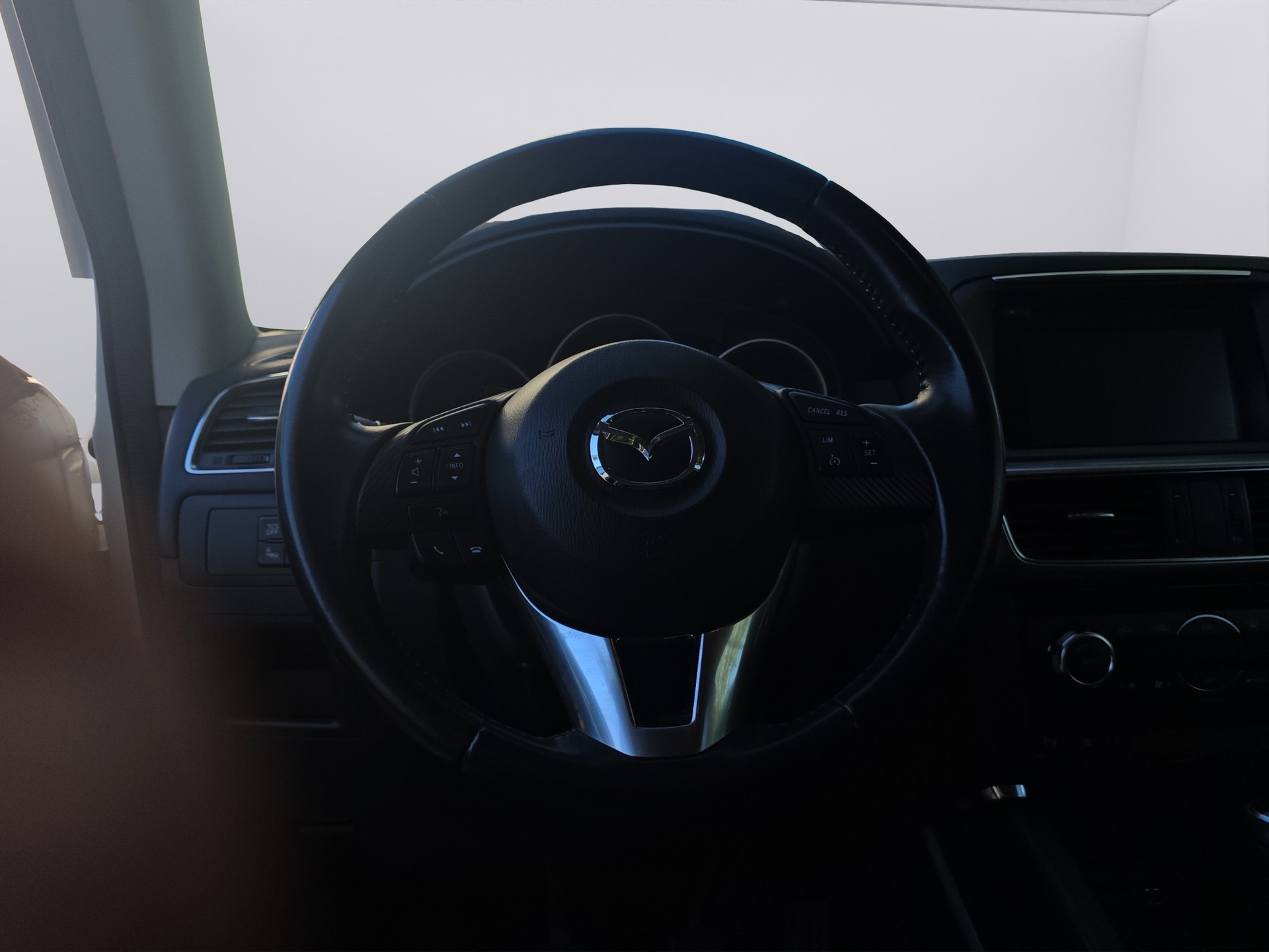 MAZDA CX-5 2.2 D Ambition AWD-image-12