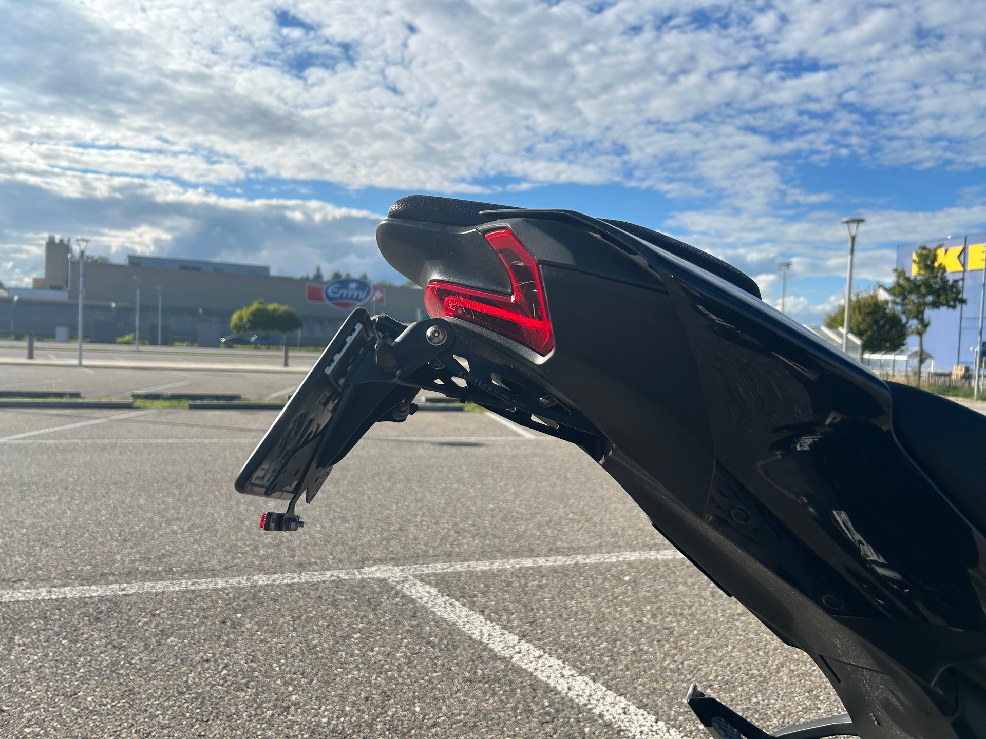 KAWASAKI Z 900-image-5