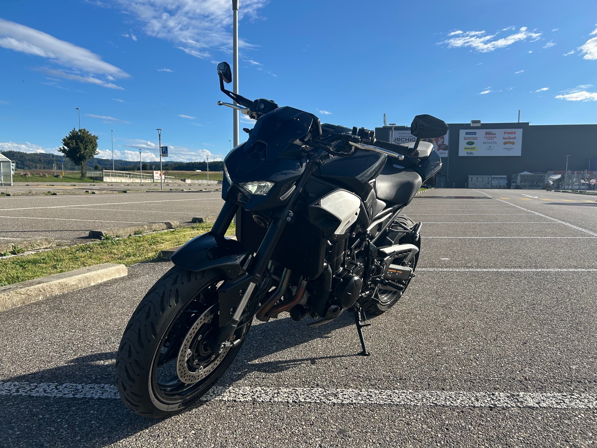 KAWASAKI Z 900-image-0