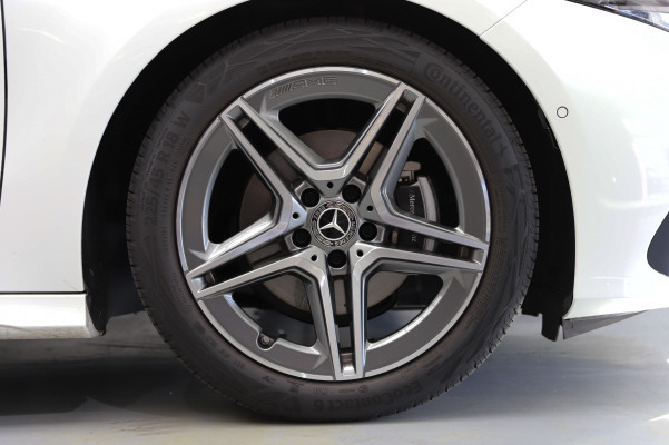 MERCEDES-BENZ A 180-image-12